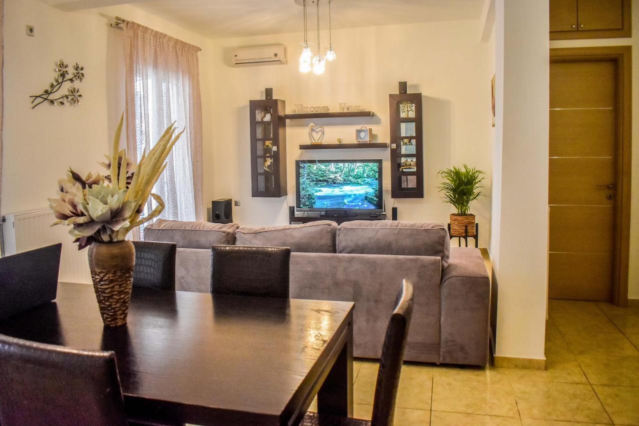 Dafni'S House Villa Skiathos Town Bagian luar foto