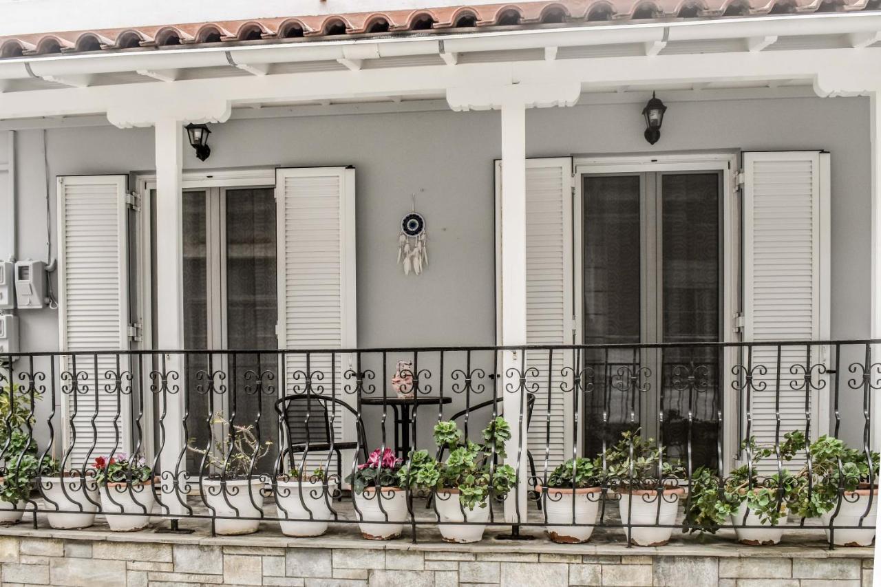 Dafni'S House Villa Skiathos Town Bagian luar foto